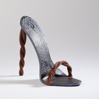   sandale chaussure a talon céramique sculpture SM barbelé rouille